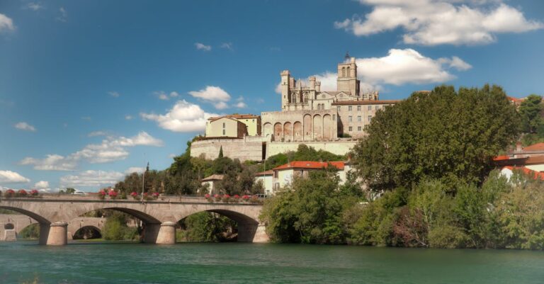 découvrez mercure béziers, un hôtel confortable et moderne idéalement situé pour explorer béziers et ses environs. profitez d'un séjour agréable avec des équipements de qualité et un excellent service.