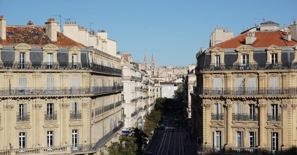 trouvez les meilleurs hôtels économiques à marseille pour un séjour confortable et abordable. découvrez nos offres spéciales et réservez dès maintenant votre hébergement au meilleur prix.