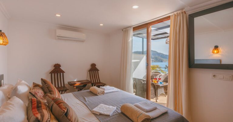 découvrez une escapade romantique inoubliable alliant confort, charme et moments précieux à deux.