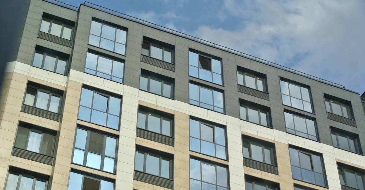 découvrez nos aparthotels confortables alliant la liberté d'un appartement à la commodité d'un hôtel, parfaits pour vos séjours d'affaires ou de loisirs.