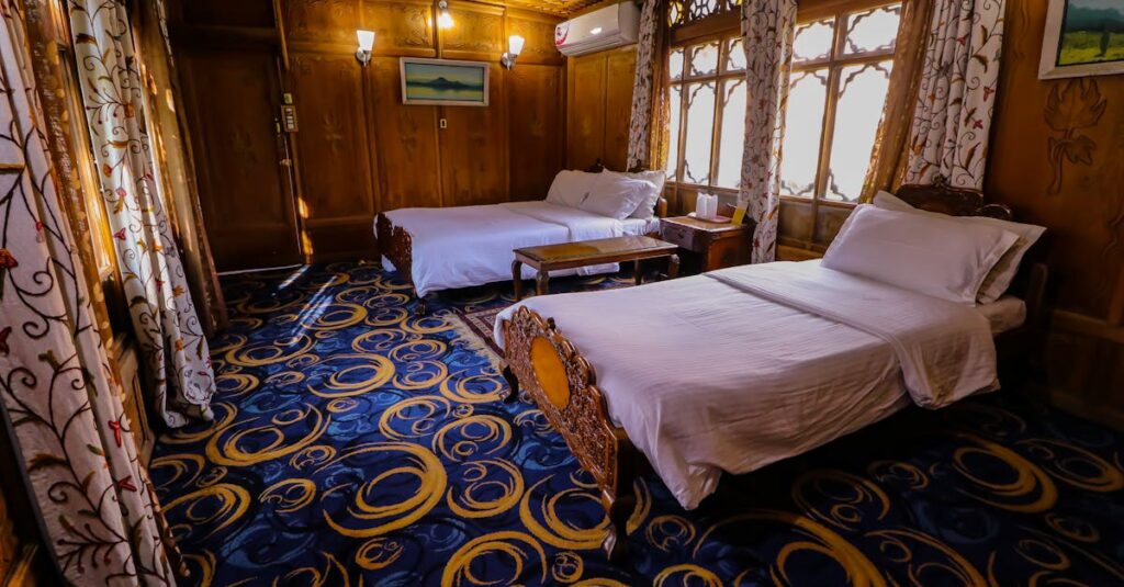 découvrez notre large choix d'hébergements confortables adaptés à tous vos besoins pour un séjour inoubliable.