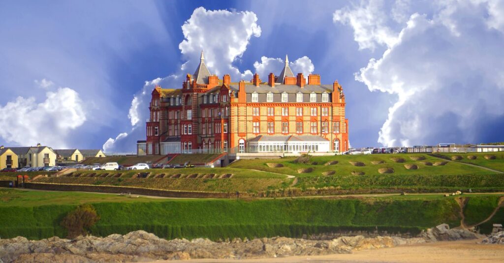 découvrez notre sélection d'hôtels en bord de mer pour des vacances inoubliables au plus près de l'océan. confort, vue imprenable et détente garanties.