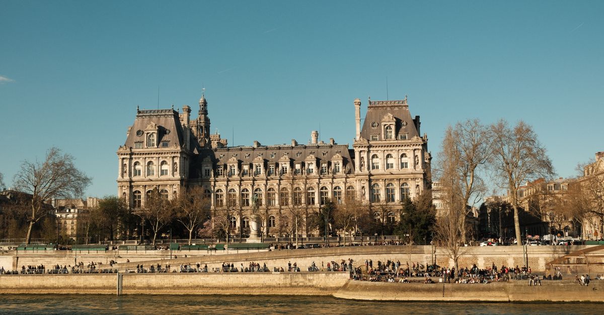 découvrez les hôtels starry night à paris pour un séjour magique sous un ciel étoilé, alliant confort et charme au cœur de la ville lumière.