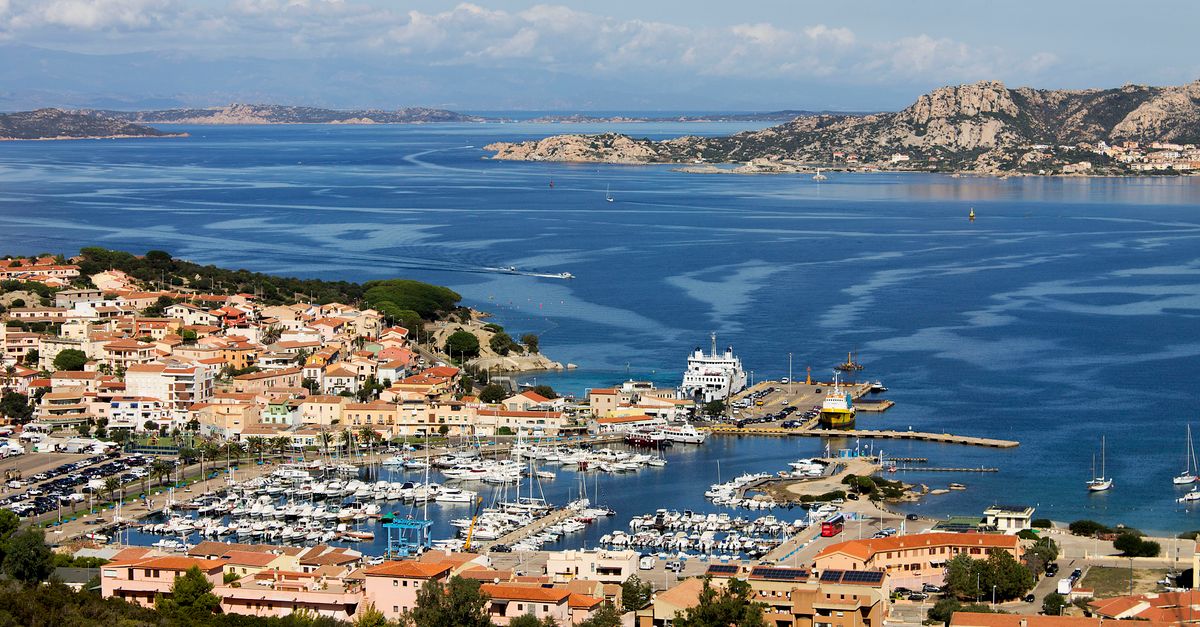 découvrez les meilleures options d'hébergement en sardaigne, des hôtels charmants aux locations de vacances uniques, pour un séjour inoubliable sur cette île méditerranéenne.