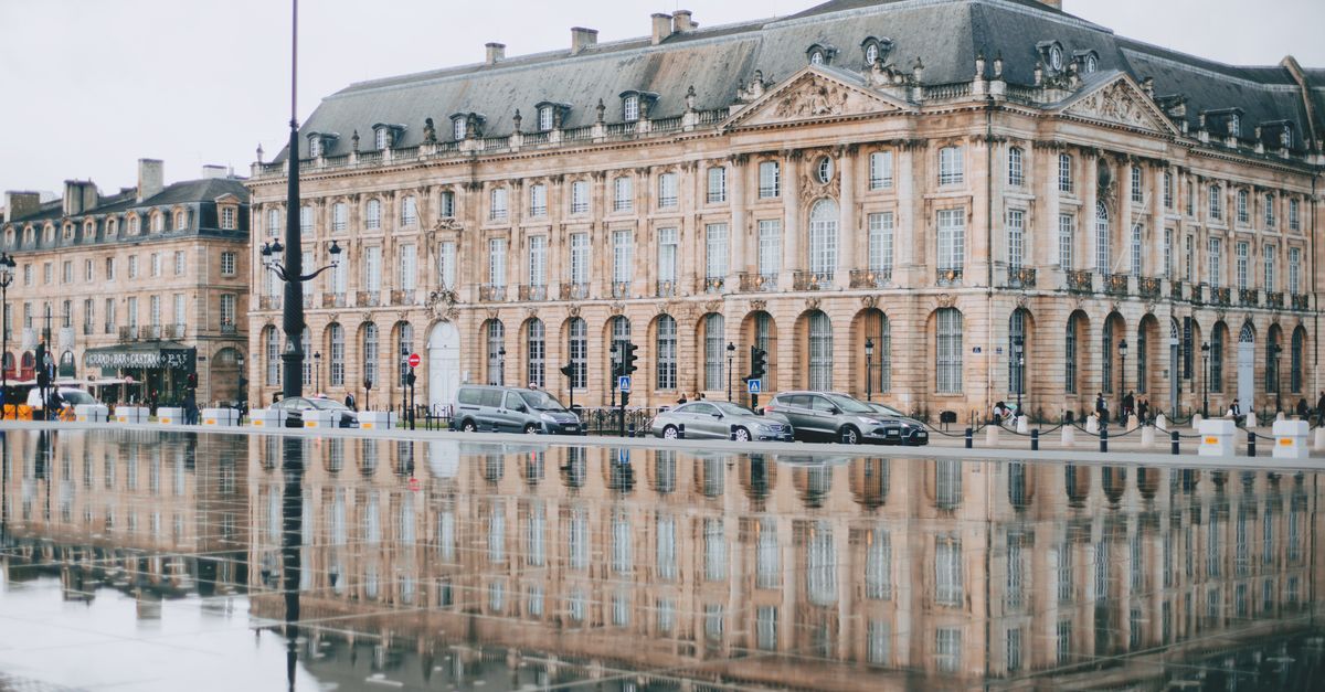 découvrez les meilleurs hôtels étoilés à bordeaux et trouvez l’adresse idéale pour profiter du charme, de la gastronomie et du patrimoine de la ville.
